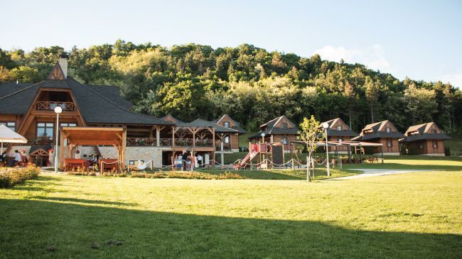 Hotel Etno Complex Vrdnicka Kula Vrdnik Exterior foto